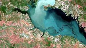 Mystery Spill At Mosul Lake: Analyzing Potential Causes Of Pollution